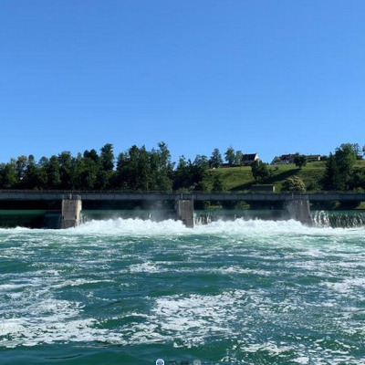 thumbnail Rubber Boat in Rheinau dam: person missing